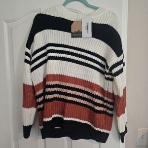 Main strip sweater